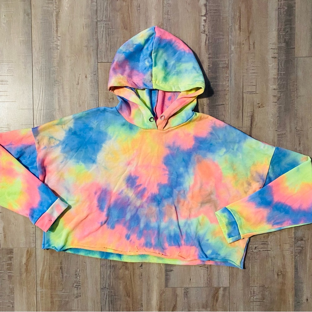 RUE 21 Rainbow Tie Dye Cropped Hoodie